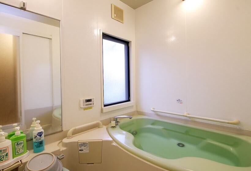 פנסיון Ryokan Kurumiya