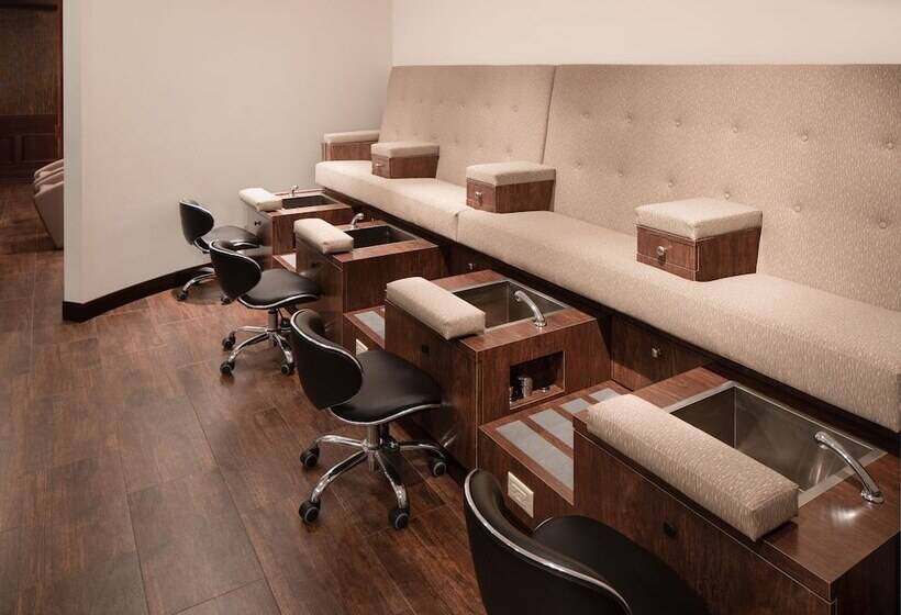 Riverside Casino & Golf Resort