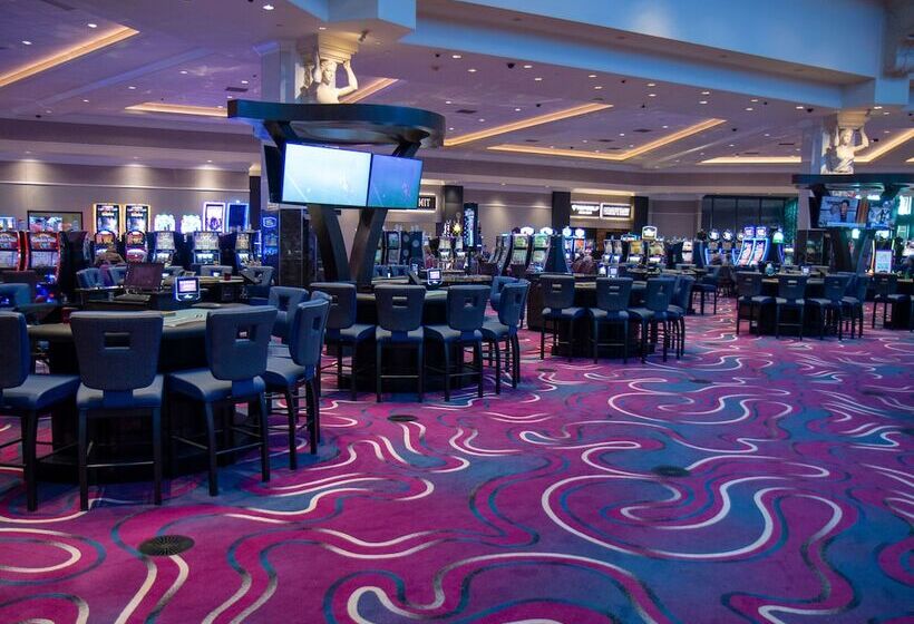 Riverside Casino & Golf Resort