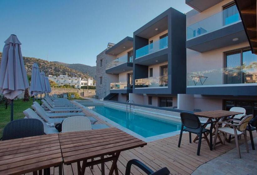 Del Mar  Adults Only