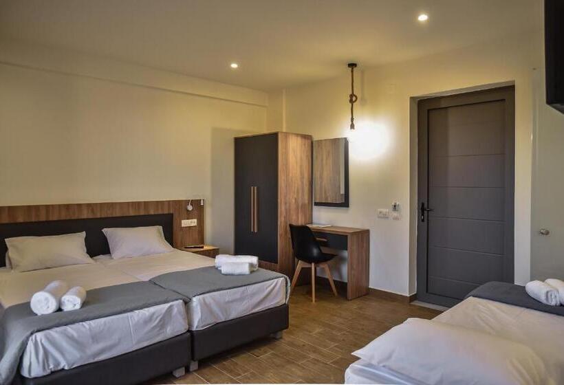 Del Mar  Adults Only