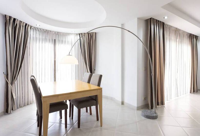 Отель Atlas Suites Tenerife