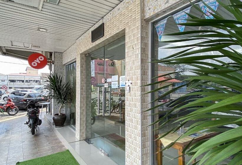 Отель Coop By Oyo Rooms