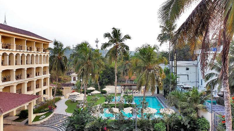 هتل Holiday Inn Goa Candolim