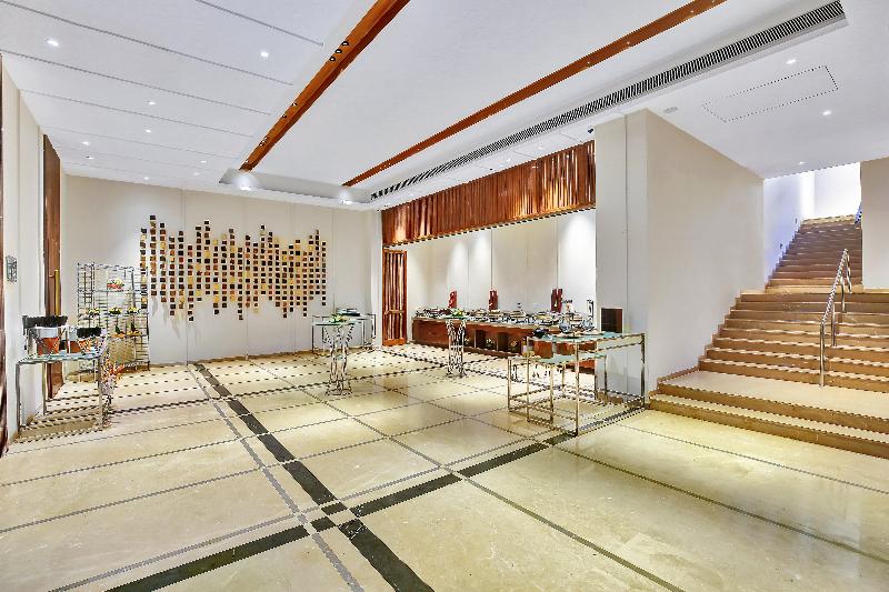 هتل Holiday Inn Goa Candolim