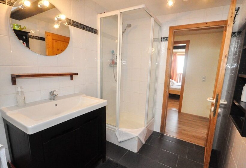 ホテル Lake View Lodges By We Rent