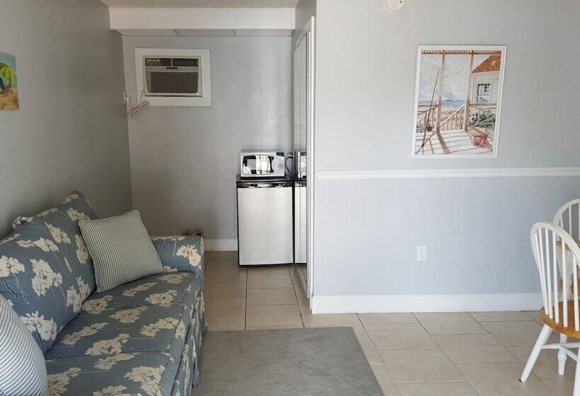 בית מלון כפרי Paradise Lakes Resort, Clothing Optional Resort   Adult Only