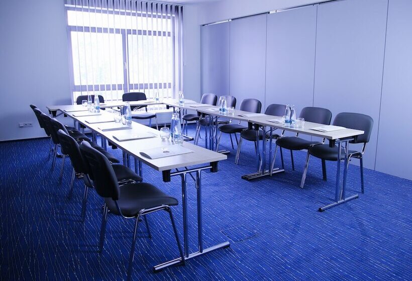 Academic Hotel & Congress Centre