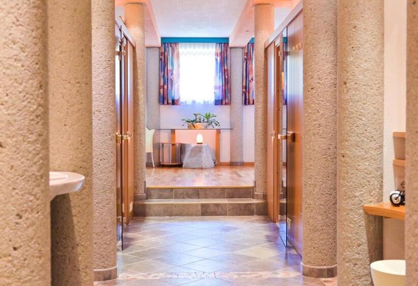 Almhotel Fichtenheim