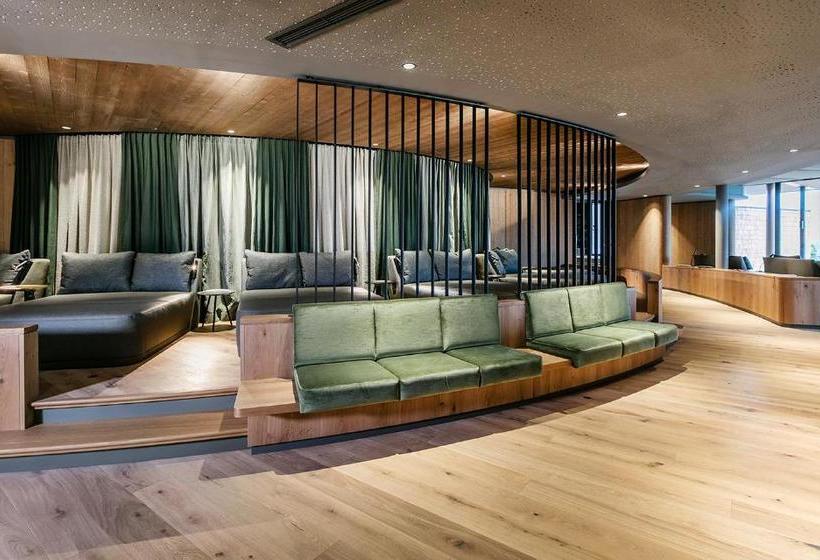 Almwellness Hotel Pierer