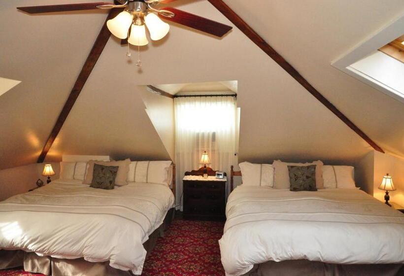 Brockamour Manor Bed And Breakfast