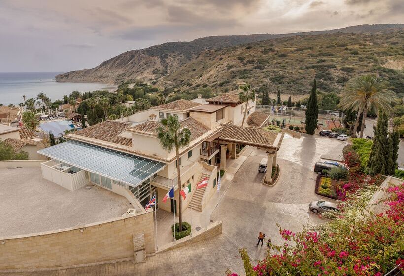 Columbia Beach Resort