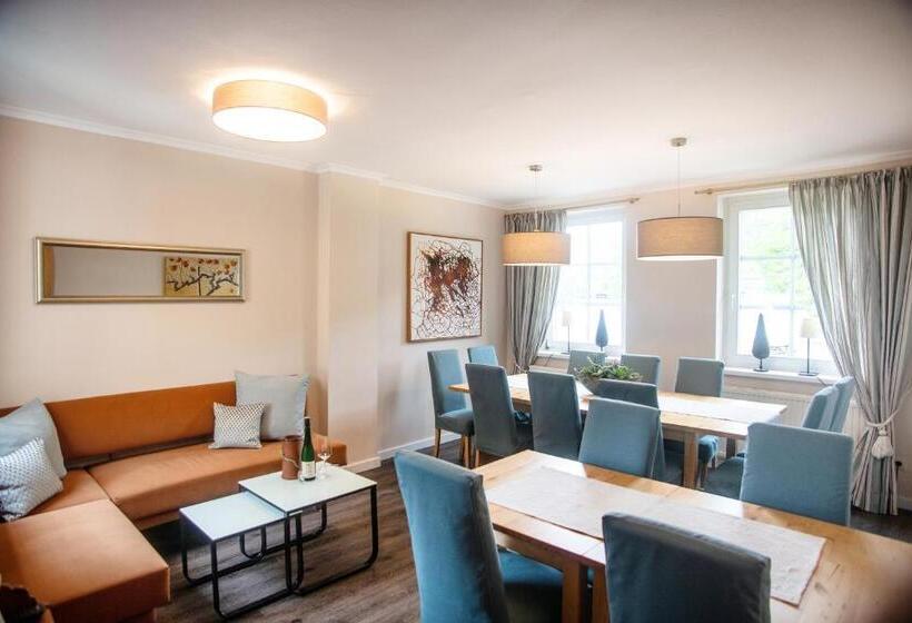 Donauhof   Hotel Garni