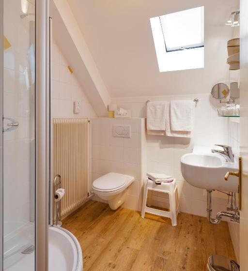 Donauhof   Hotel Garni