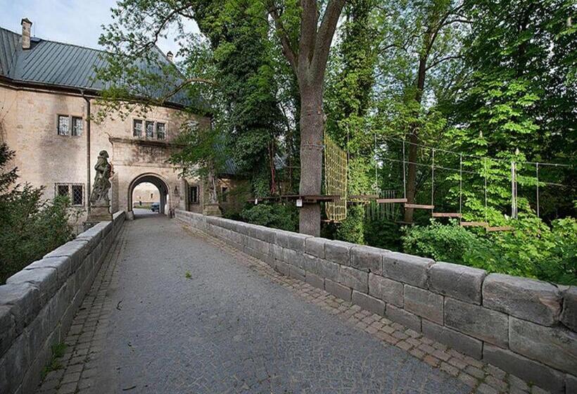 Ea Hotel Hrubá Skála