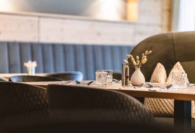 Ferienwelt Kesselgrub Hotel In Altenmarkt Zauchensee