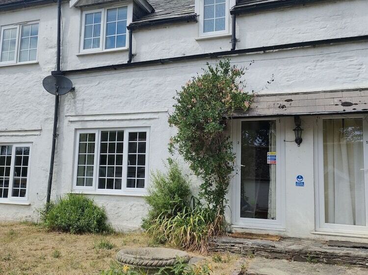 Great Trethew Manor Hotel & Self Catering Lodges