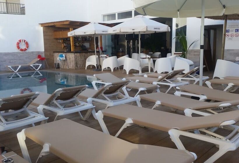 Hostal La Ermita
