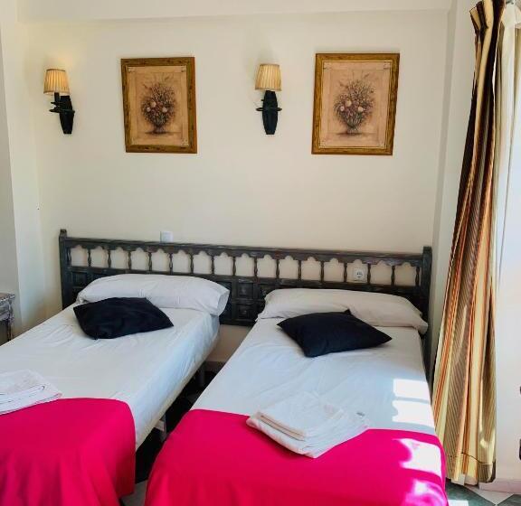 客栈  Pension Aduar