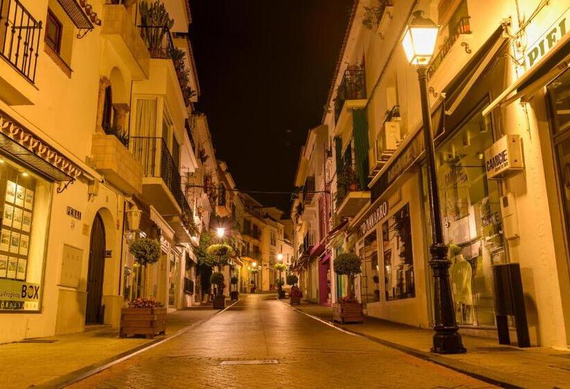 客栈  Pension Aduar