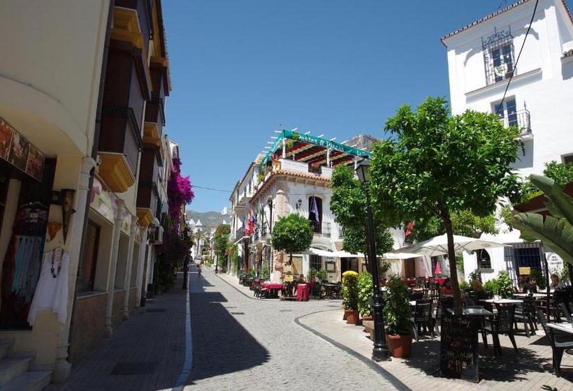 客栈  Pension Aduar