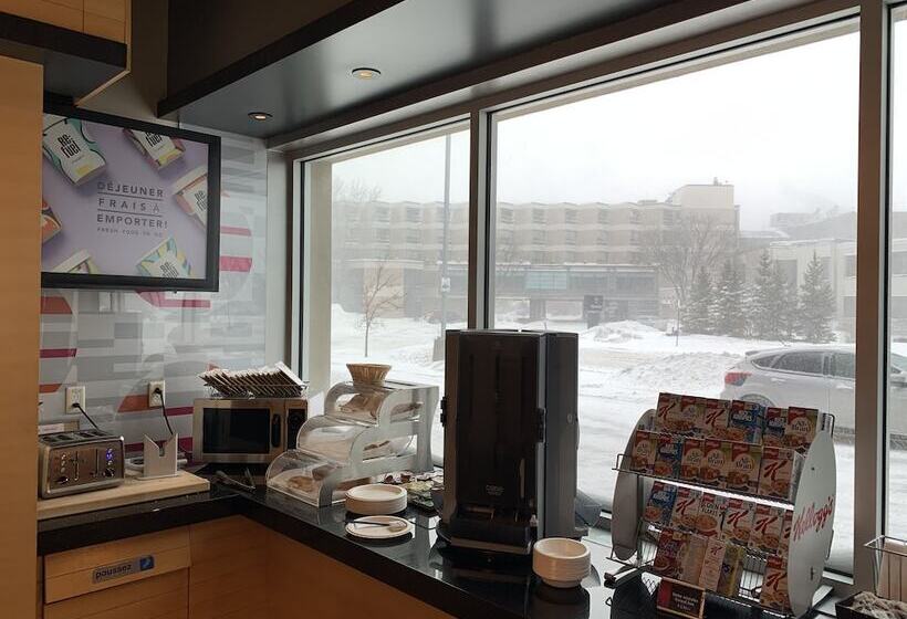 酒店 Aloft Montreal Airport