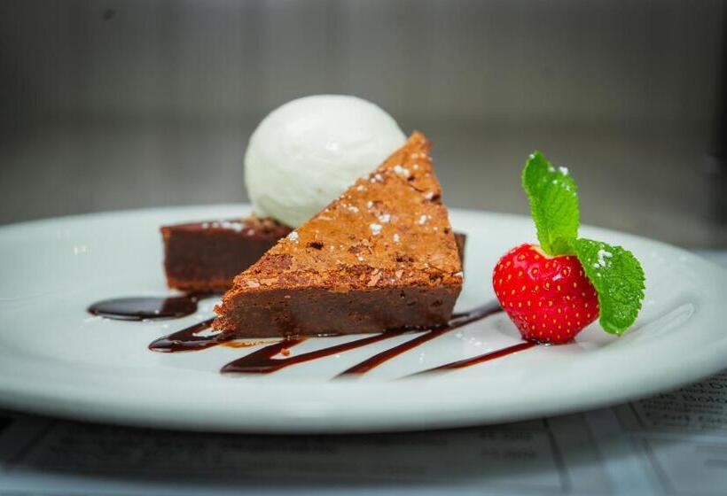 فندق Anchorage Inn