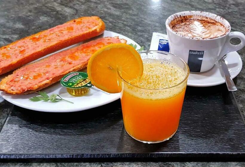 호텔 As Monreal Del Campo