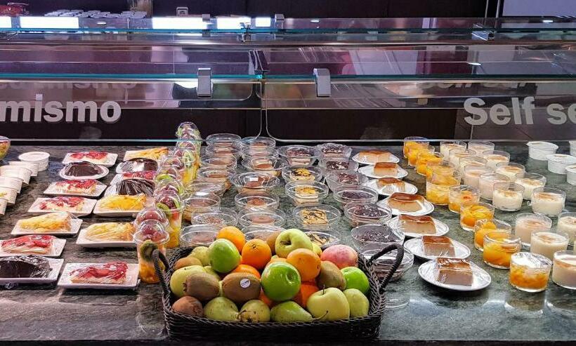 호텔 As Monreal Del Campo