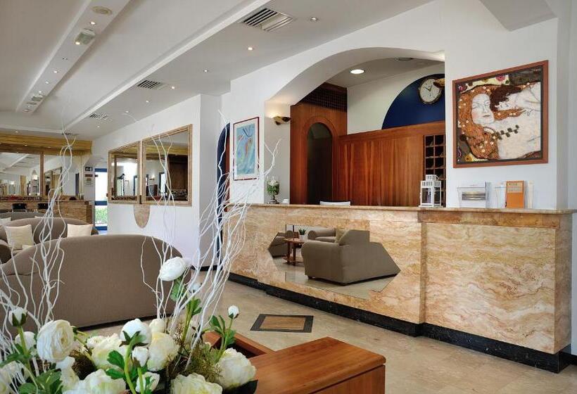 בית מלון כפרי Ascot Riccione