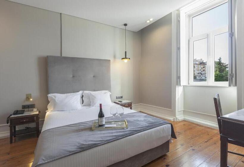 هتل Avenida Boutique