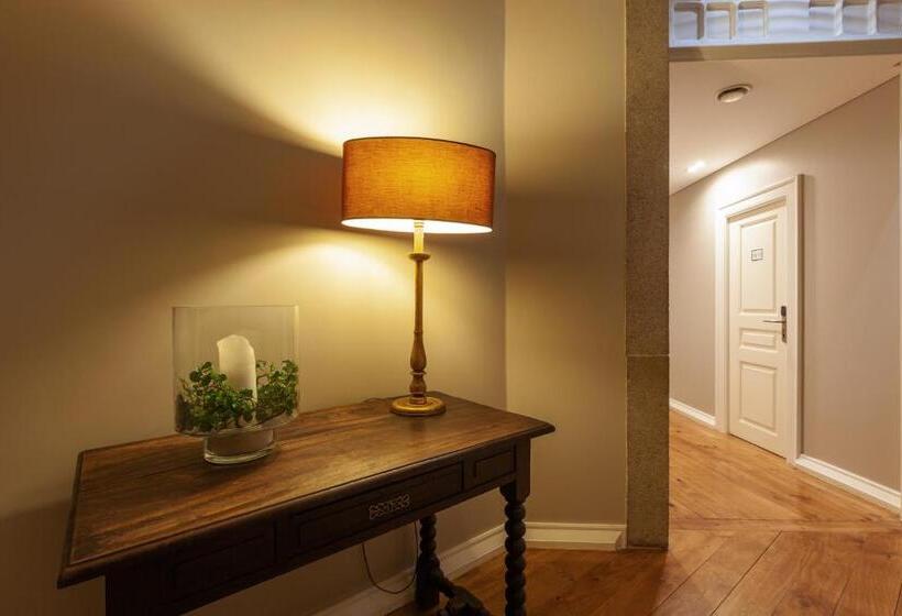 هتل Avenida Boutique