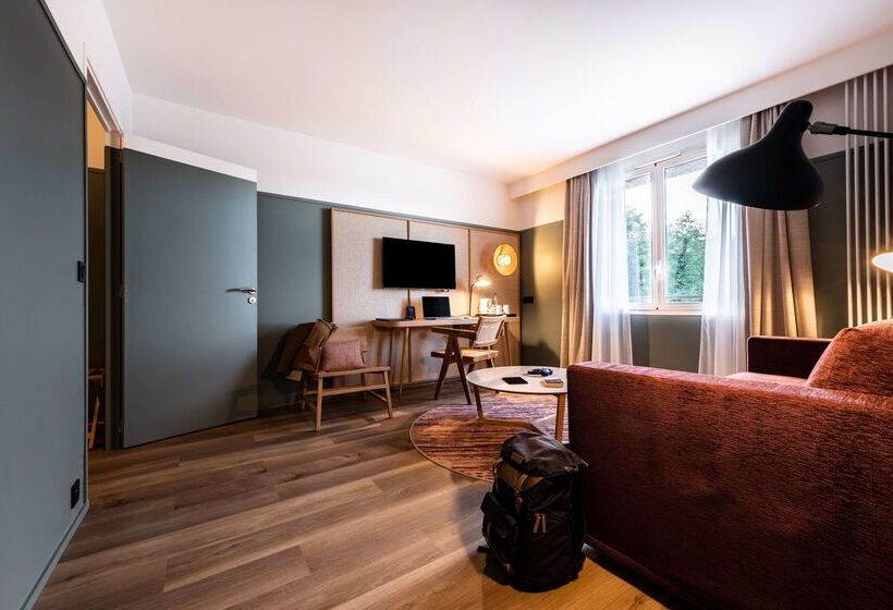 Отель Best Western Plus L Orée Paris Sud