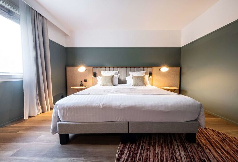 Отель Best Western Plus L Orée Paris Sud