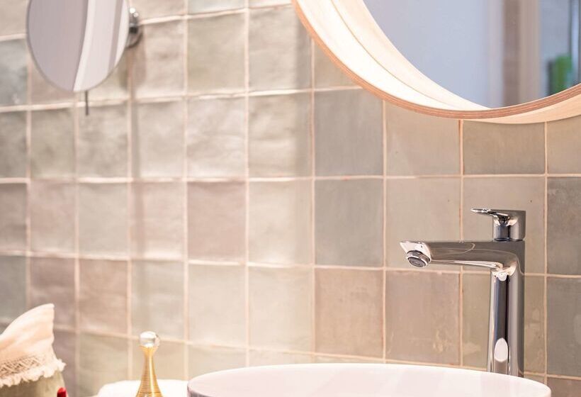 Отель Best Western Plus L Orée Paris Sud