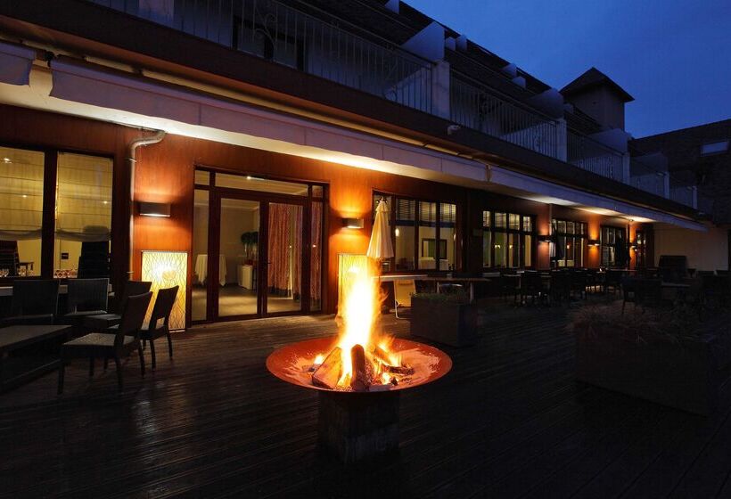 هتل Best Western Plus L Orée Paris Sud