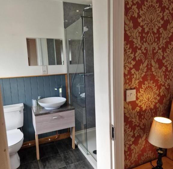 فندق Broadway House