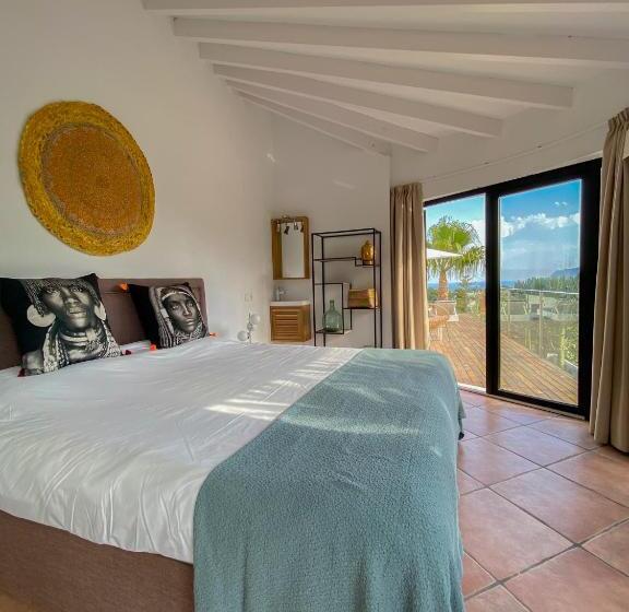 هتل Caballito De Mar Boutique