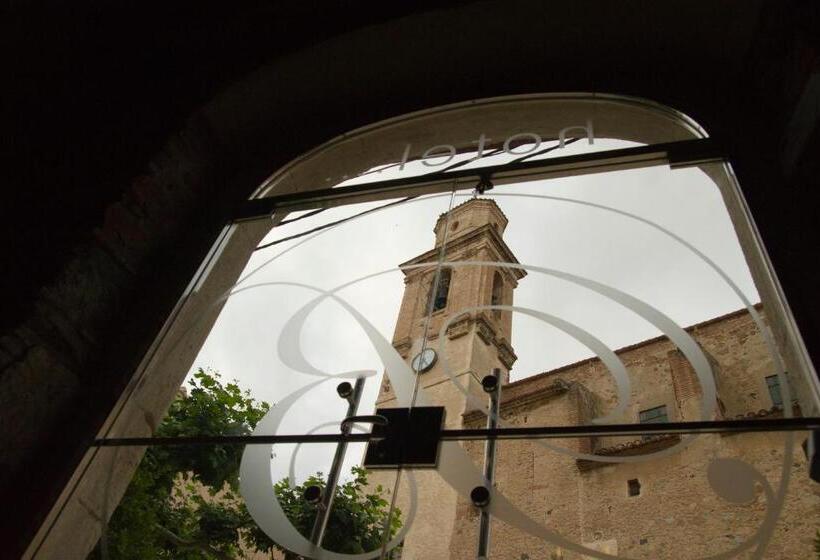 Отель Cal Barber