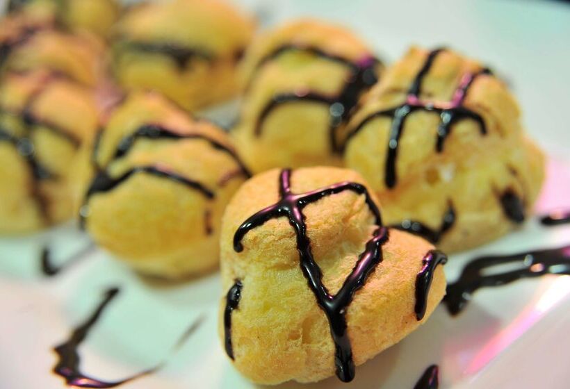 هتل Travelodge Málaga Airport