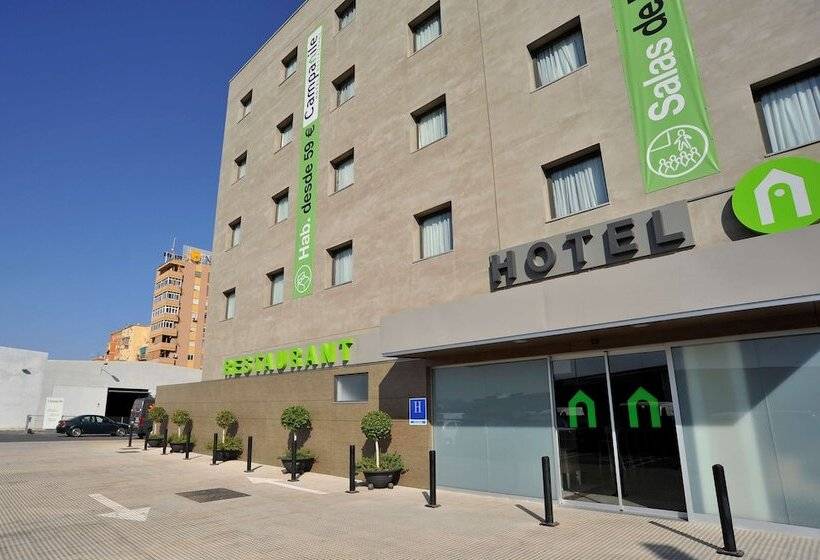 هتل Travelodge Málaga Airport