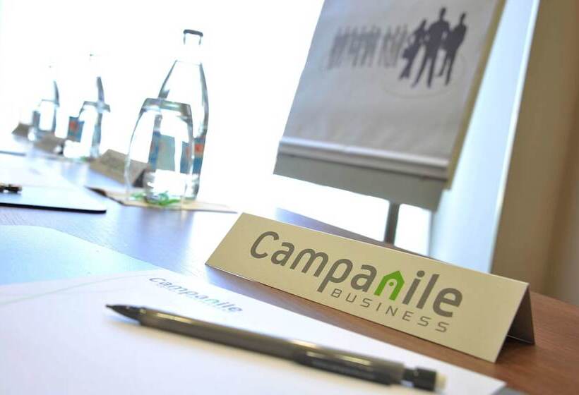 هتل Travelodge Málaga Airport