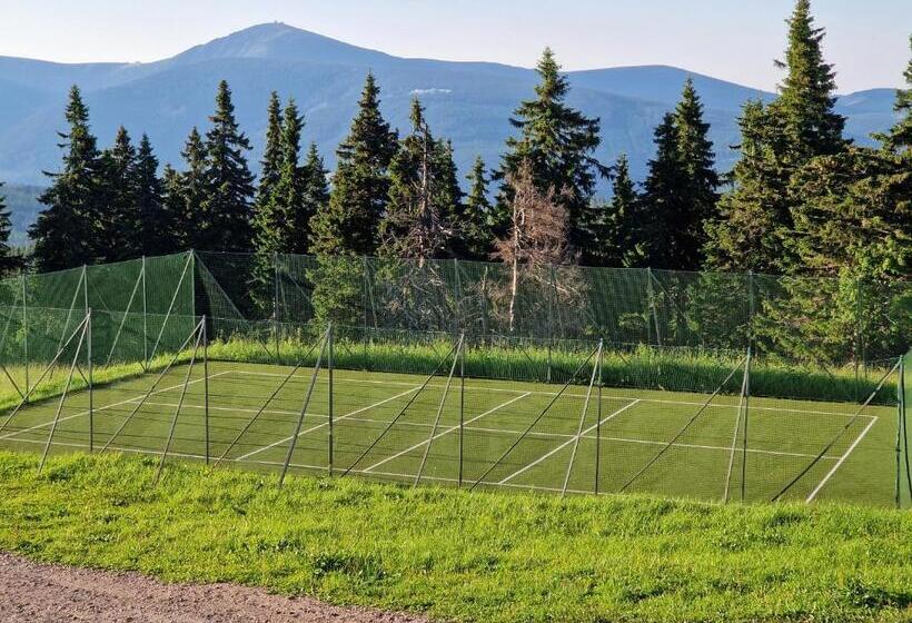 בית מלון כפרי Cerna Bouda