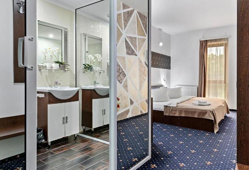 هتل Charter Otopeni