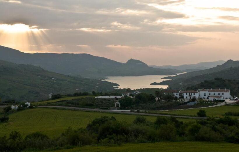 ホテル Cortijo Salinas