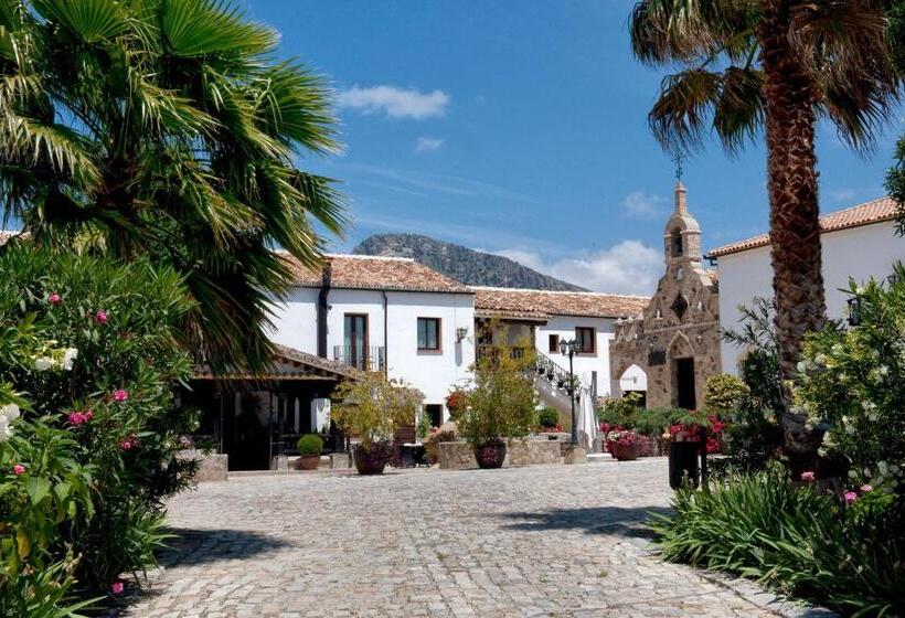 ホテル Cortijo Salinas