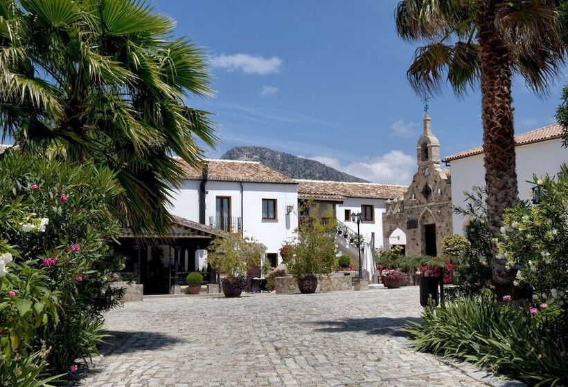 فندق Cortijo Salinas