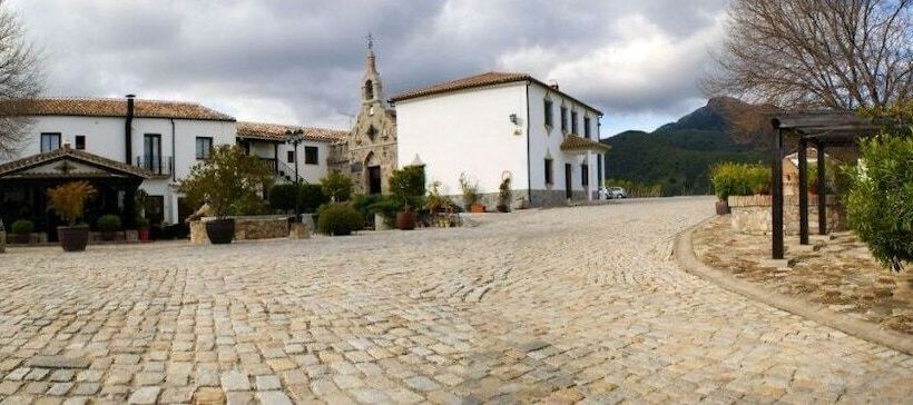 ホテル Cortijo Salinas