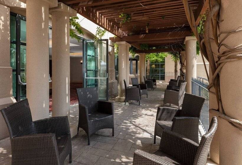 Delta Hotels By Marriott Grand Okanagan Resort