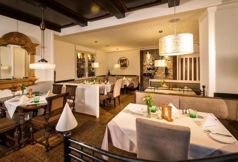 فندق Der Thaller   Wirtshaus   Restaurant